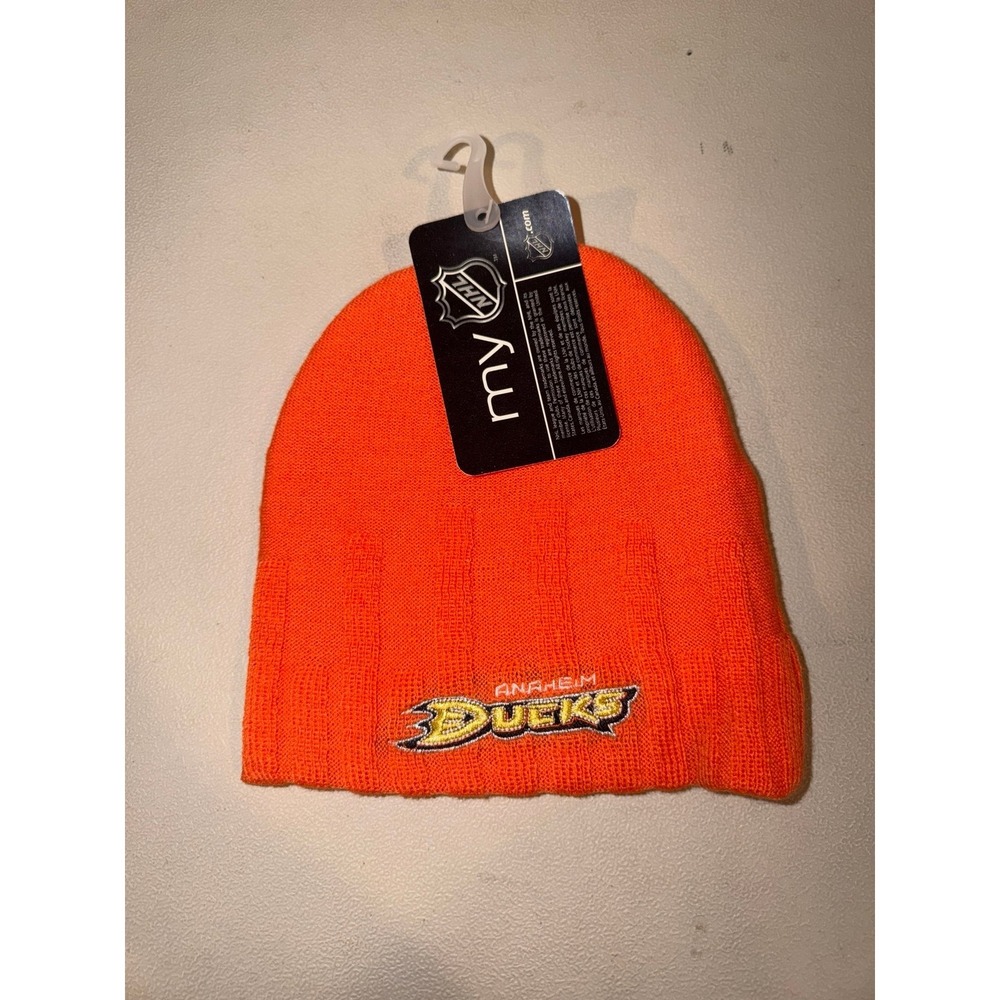 Anaheim Ducks NHL Vintage Beanie (NWTS)